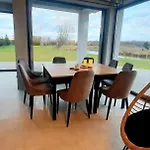 Willa Skrzatusz Villa *