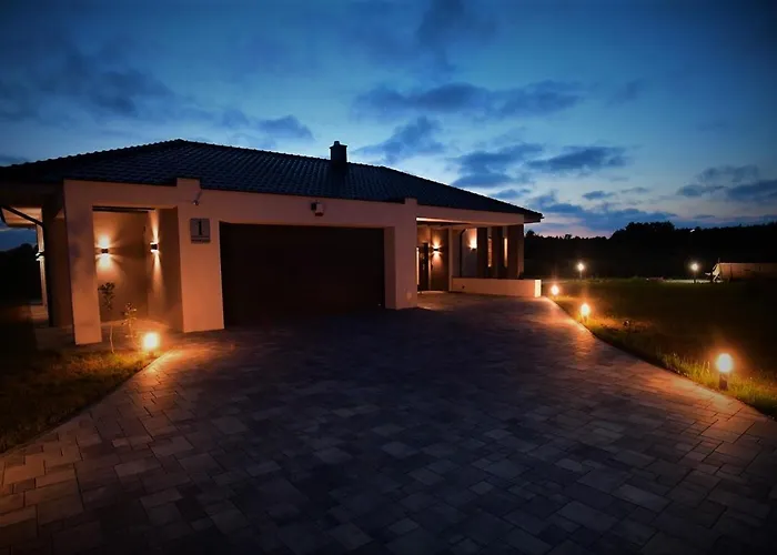 Willa Skrzatusz * Skrzatusz